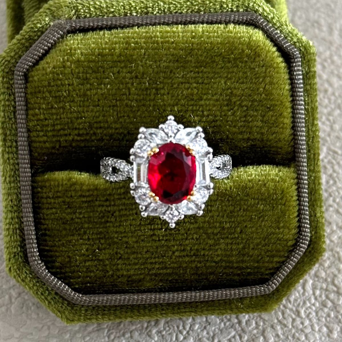 Bloody Mary | Vintage Graceful Red Ruby Ring | Luxury Special Accessory